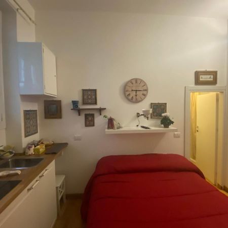 Piccolo E Indipendente A Garbatella Apartamento Roma Exterior foto